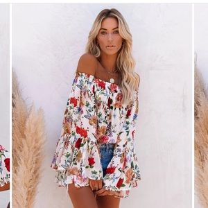 VICI bestselling summer harvest top size small